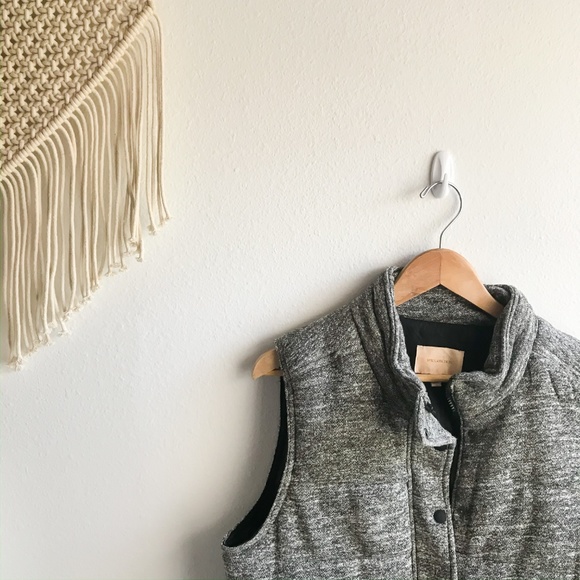 Anthropologie Skies Are Blue Puffer Vest Gray L - Picture 2 of 5